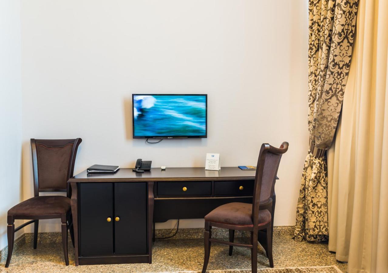Royal Petrol Hotel Taldykorgan Bagian luar foto